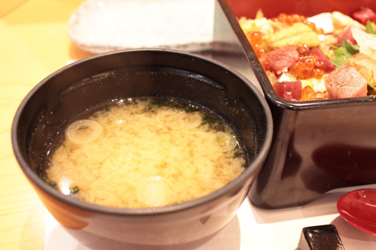 あおさの味噌汁
